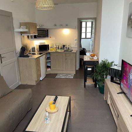 Logement Entier 33 M2 A По Экстерьер фото